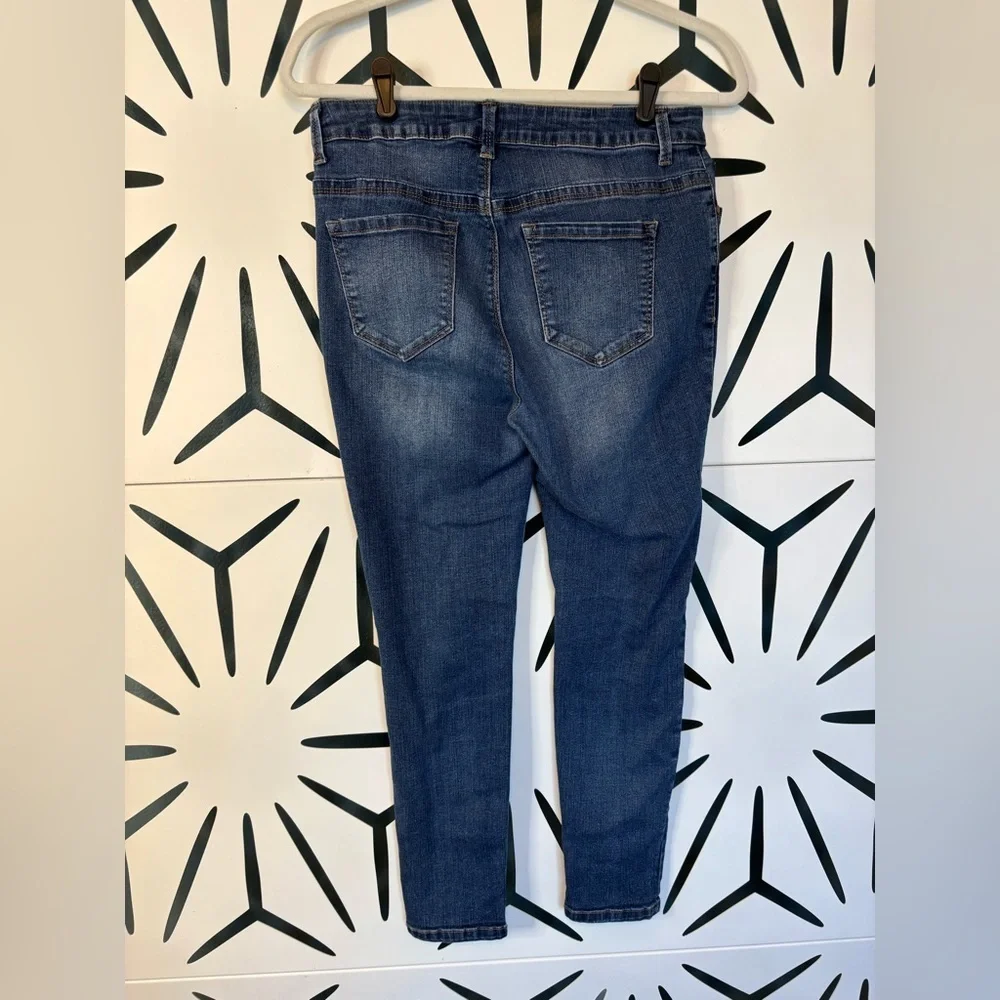 D Jeans Dark Blue Skinny Distressed Jeans – Size 8P